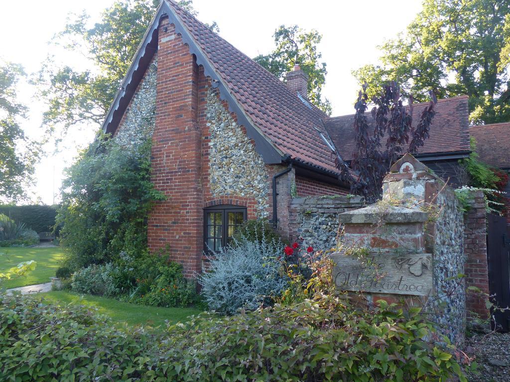 WhepsteadThe Old Pear Tree住宿加早餐旅馆 外观 照片